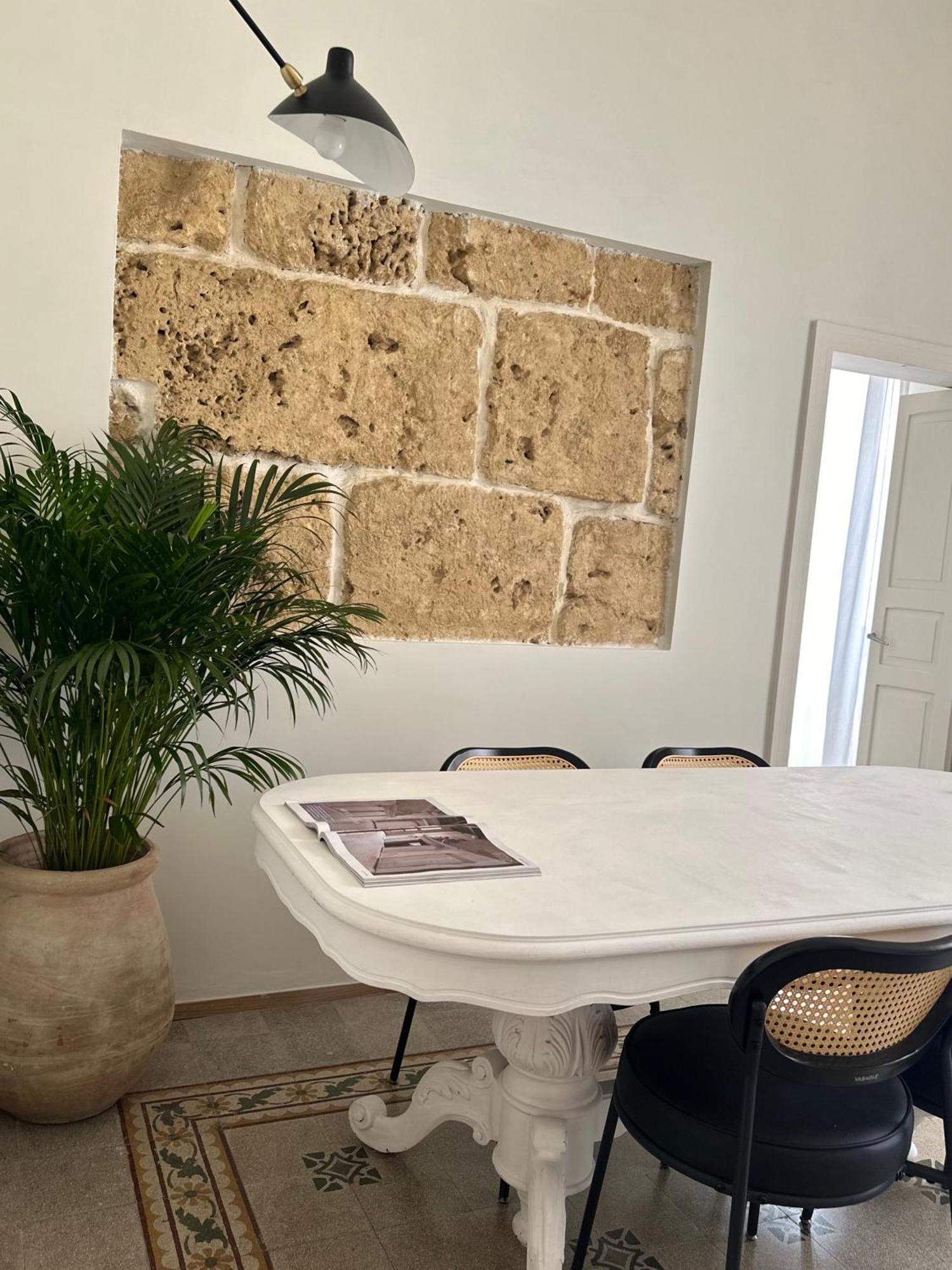F Home Noto Bagian luar foto
