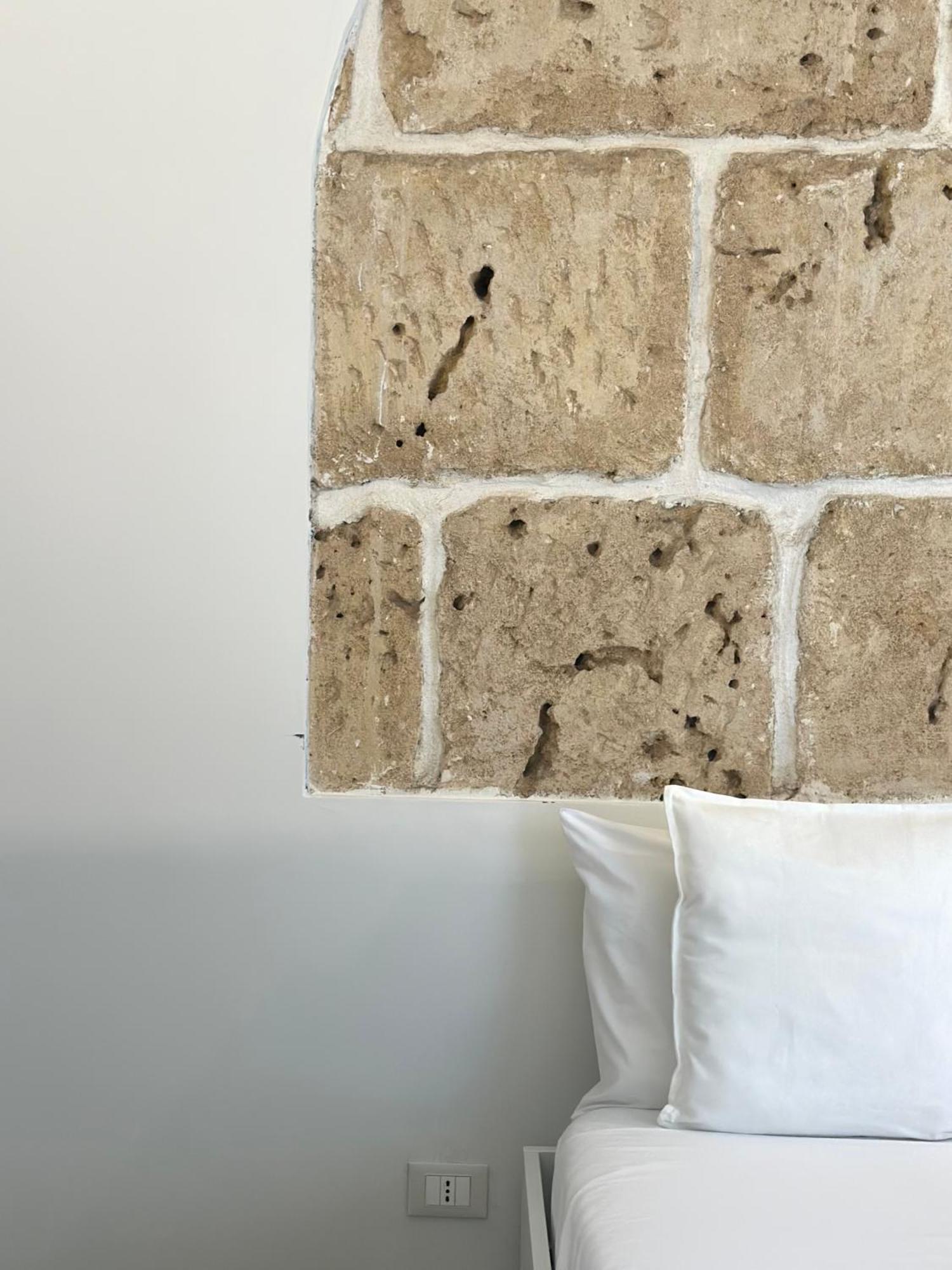 F Home Noto Bagian luar foto