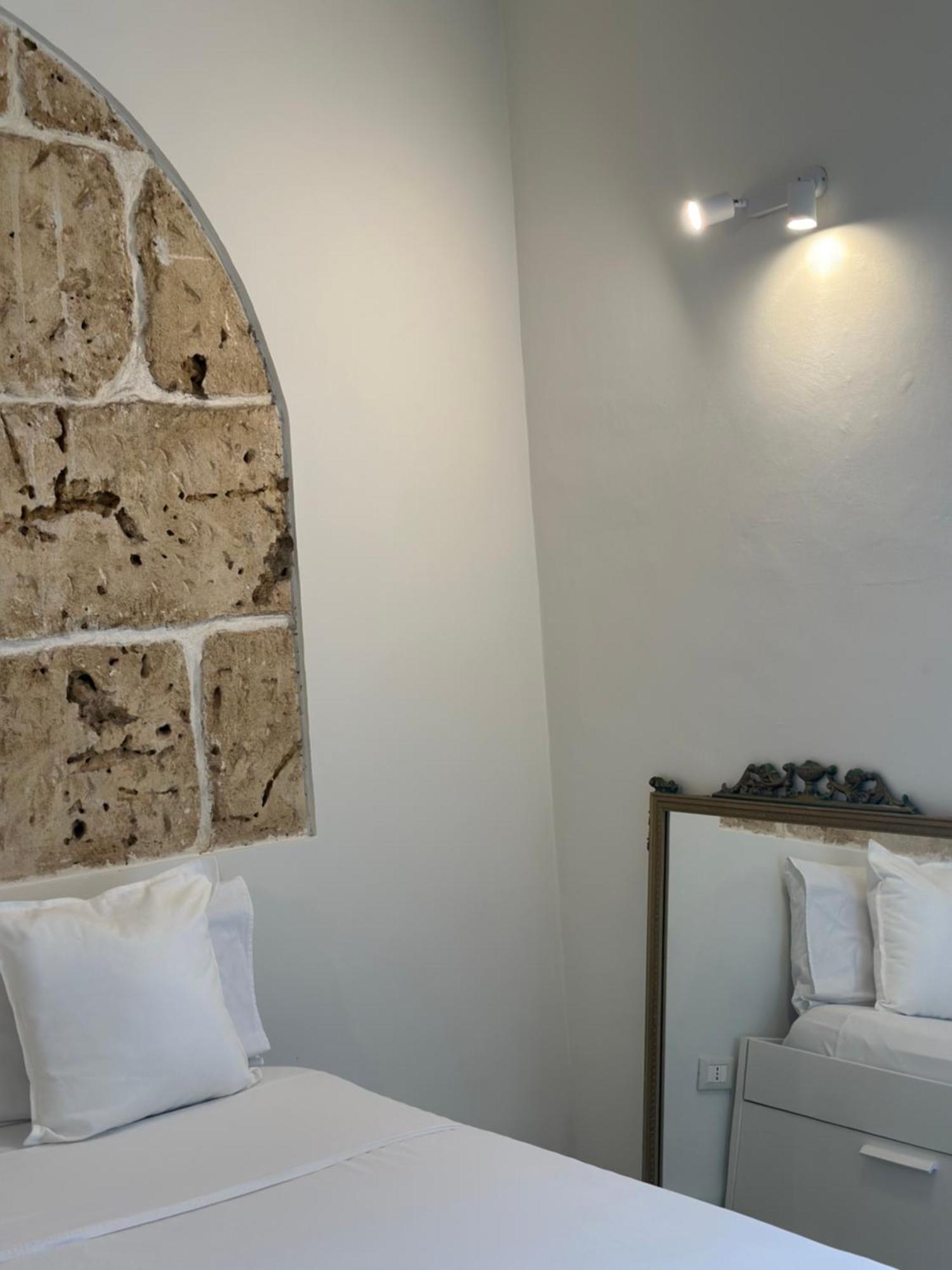 F Home Noto Bagian luar foto